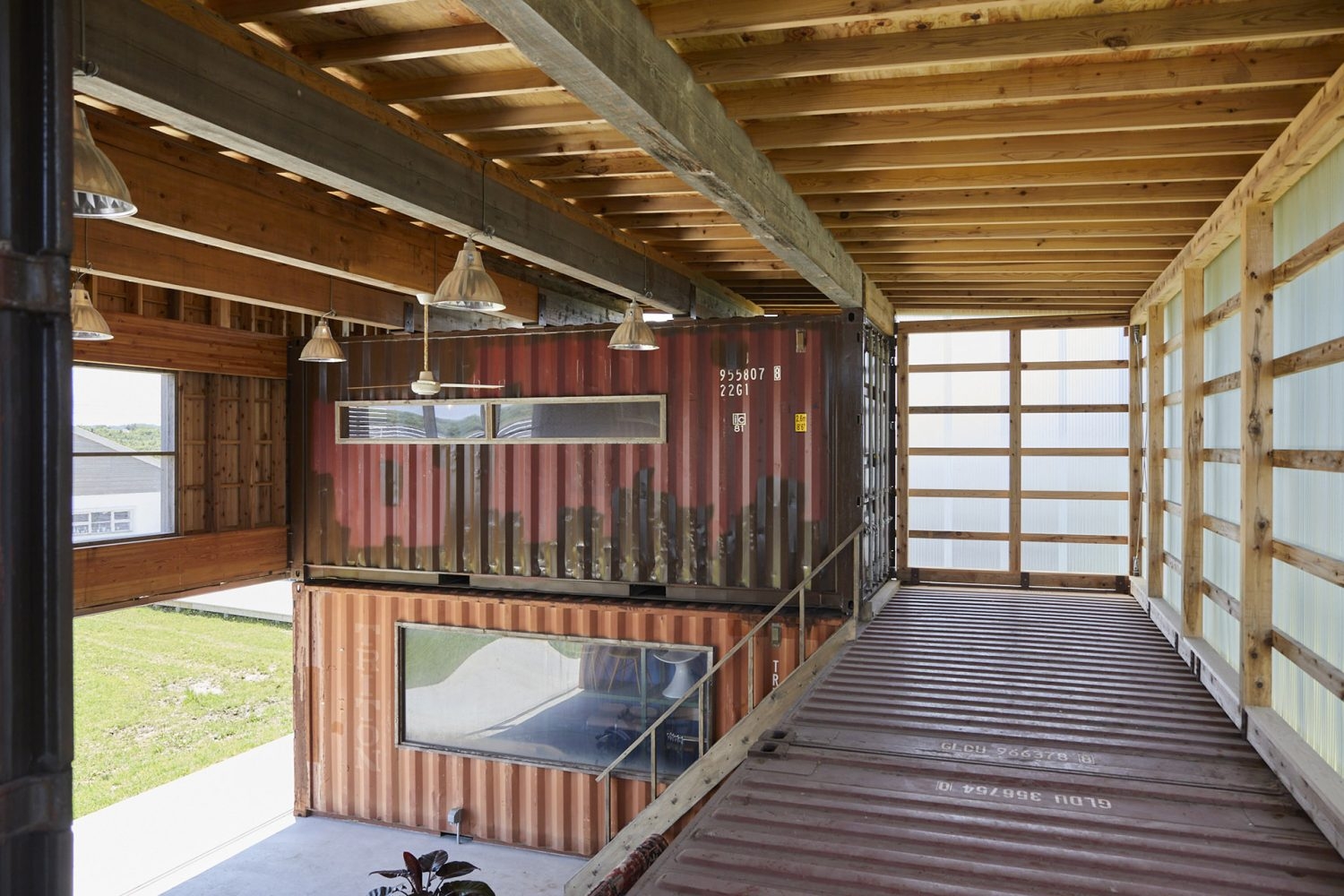 WAREHOUSE / ロフト