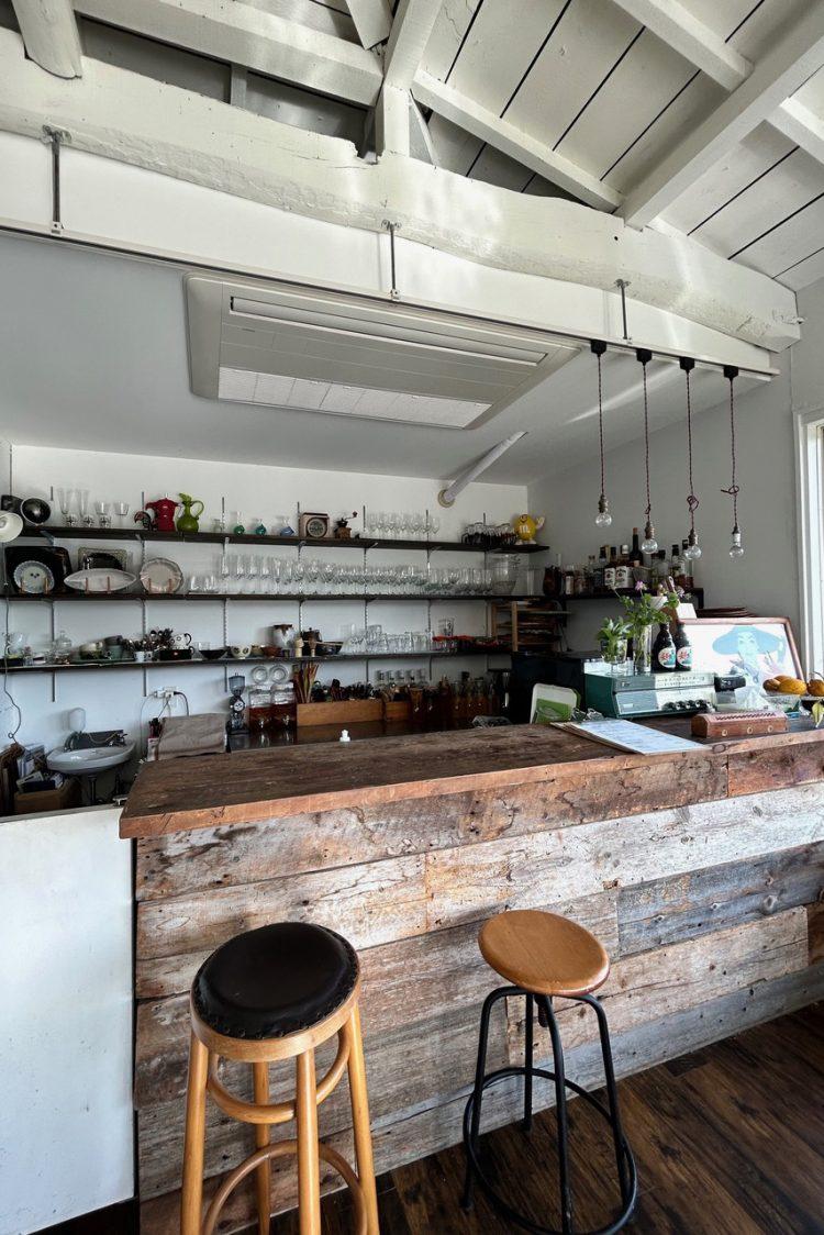 カフェカウンター