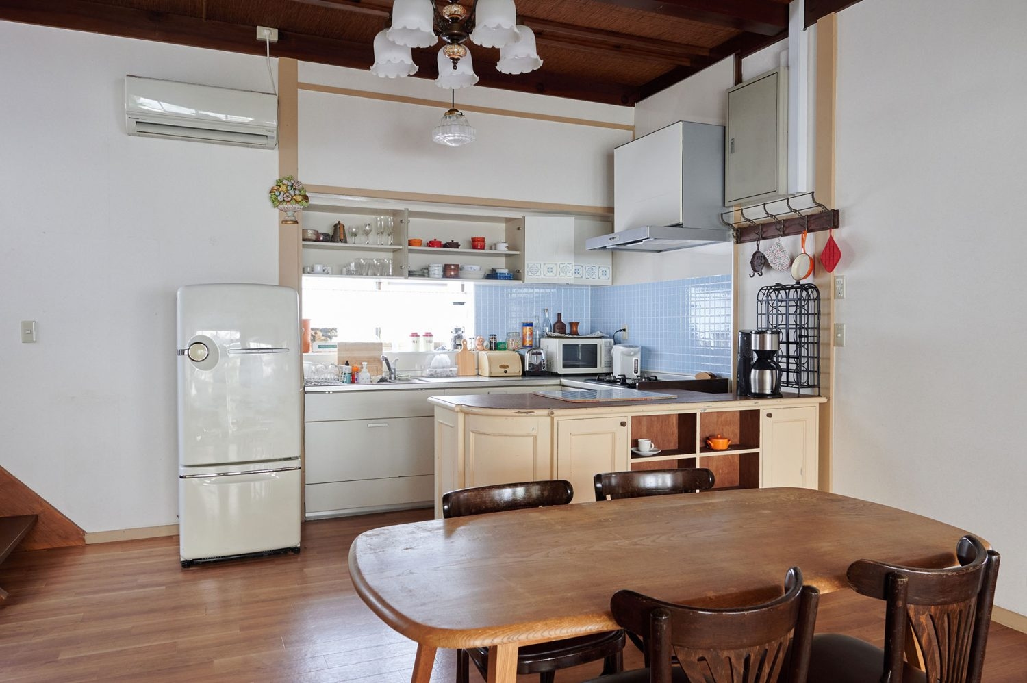 1F:KITCHEN DINING