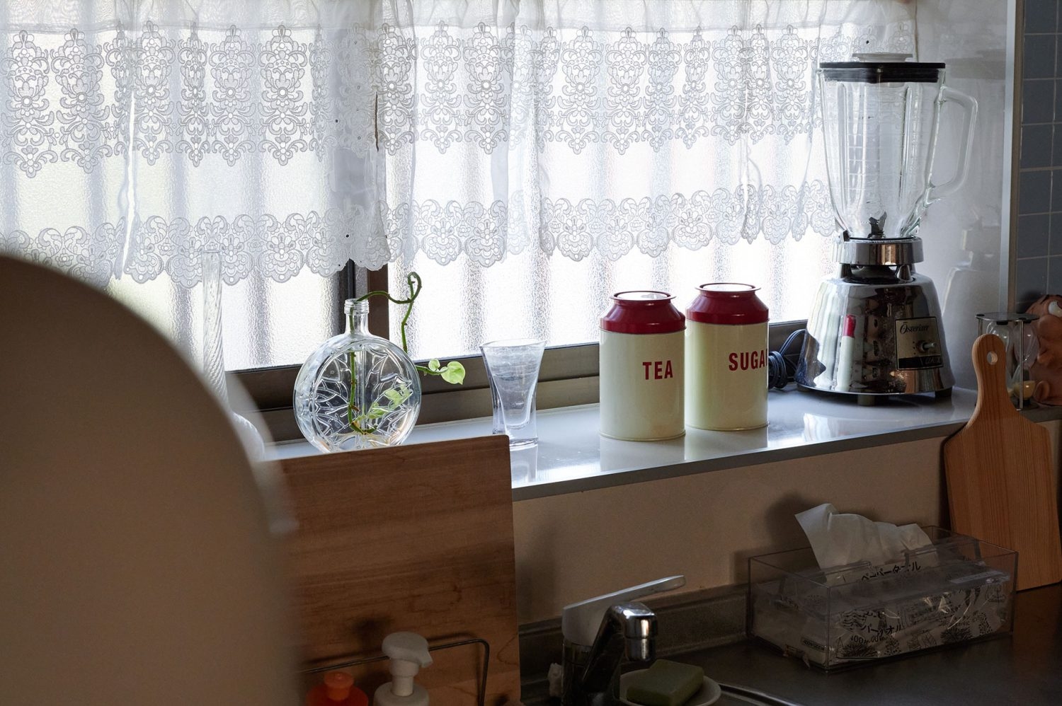1F:KITCHEN