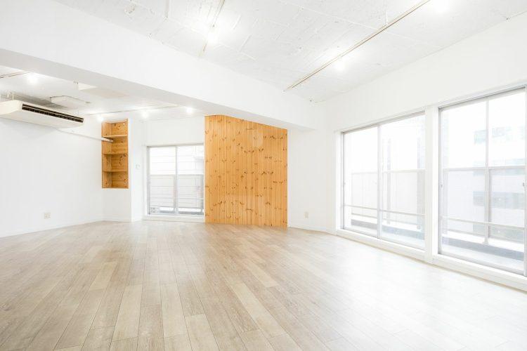 窓の多いワンフロア