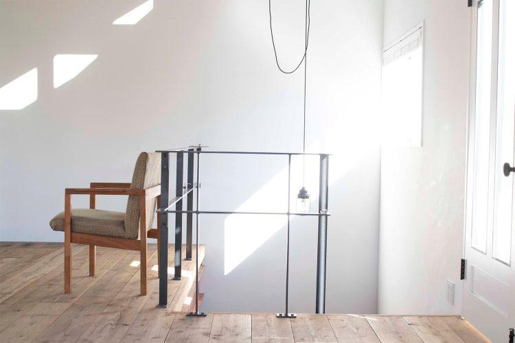 2F 階段吹き抜け