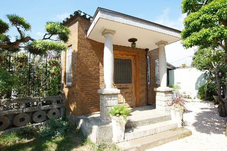entrance