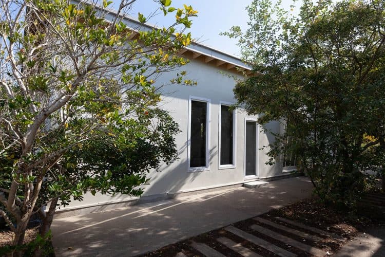SNUG BEACH HOUSE_9