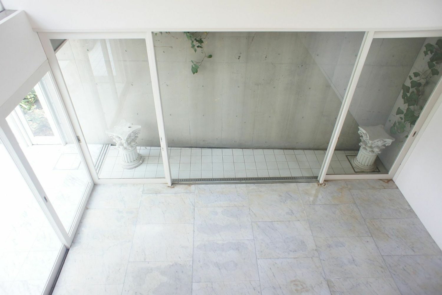 2F リビングから1F俯瞰