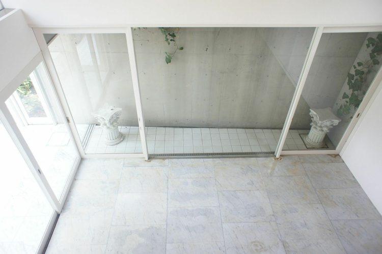 2F リビングから1F俯瞰