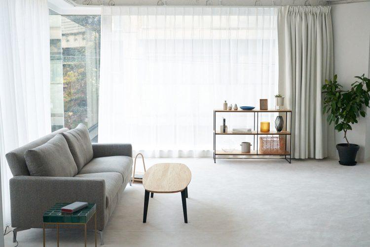 床まである大きな窓