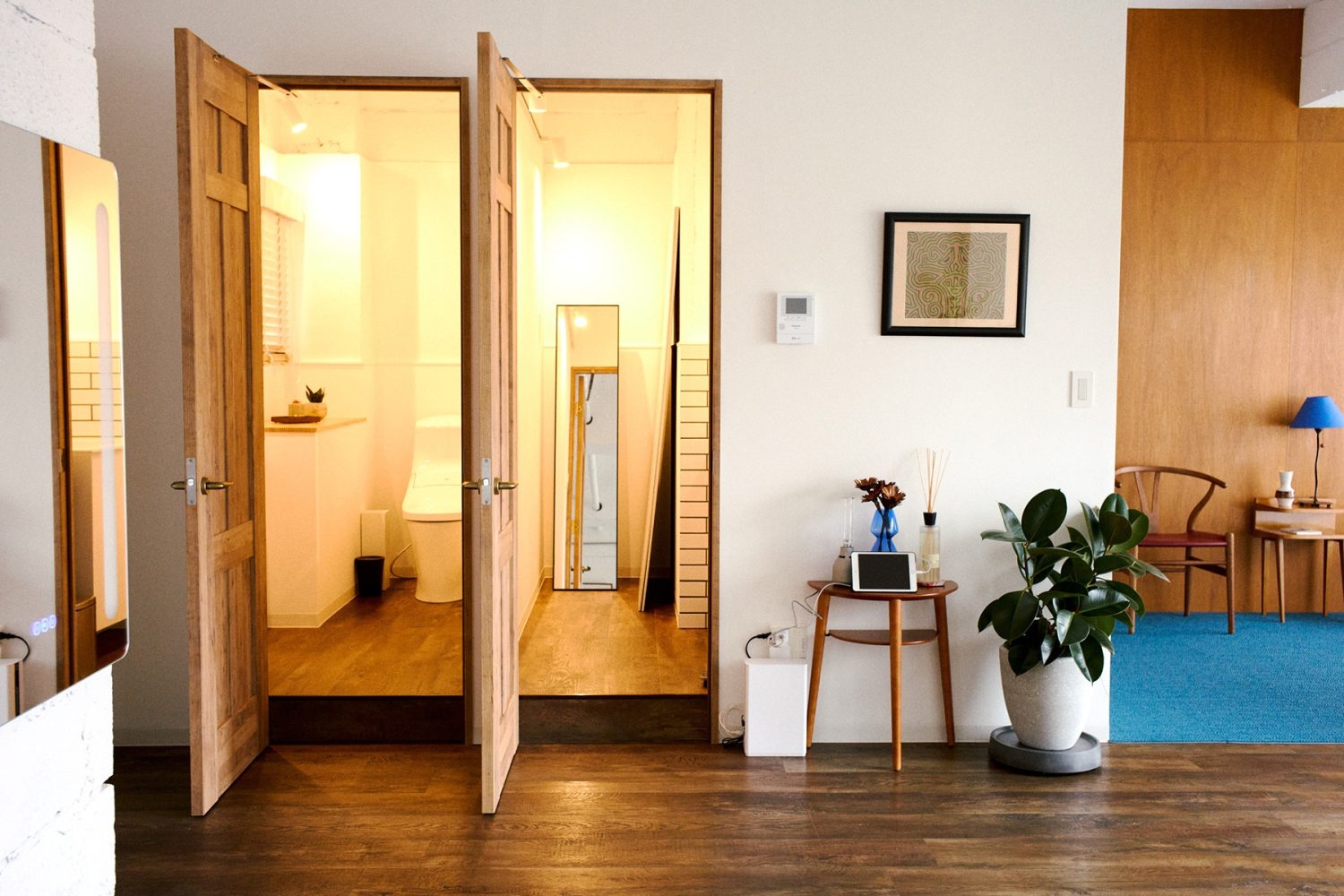 お手洗い / ストックルーム