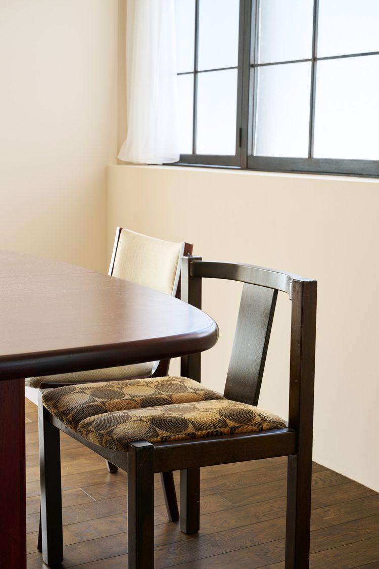 濃色ウッドのダイニングセット