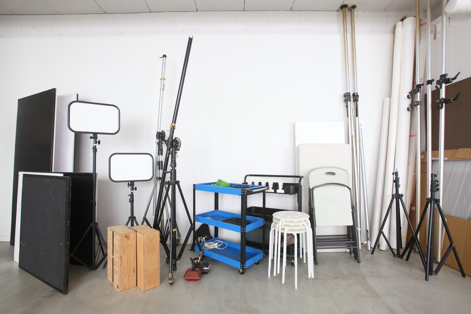 撮影機材・備品(LEDライトはオプション)