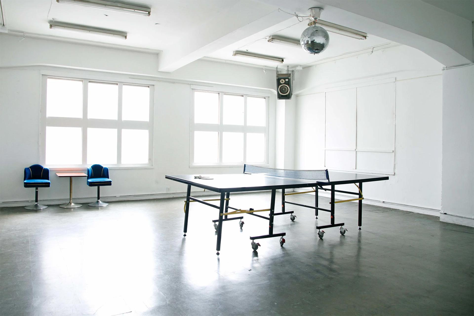 3F WHITE ROOM