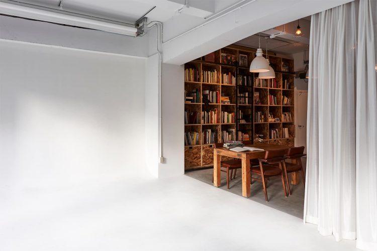 ライブラリー照明あり