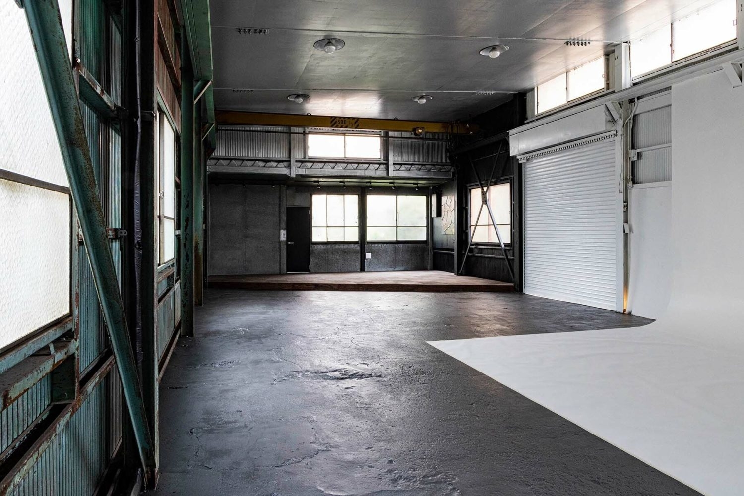 スタジオ内全体