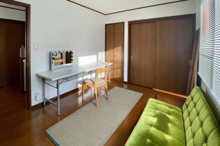 2F メイクルーム・控室