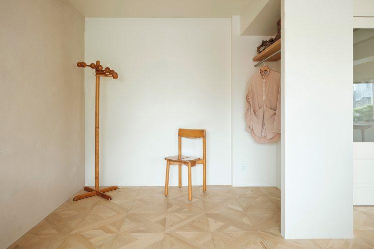 使い勝手のよいシンプルな白壁