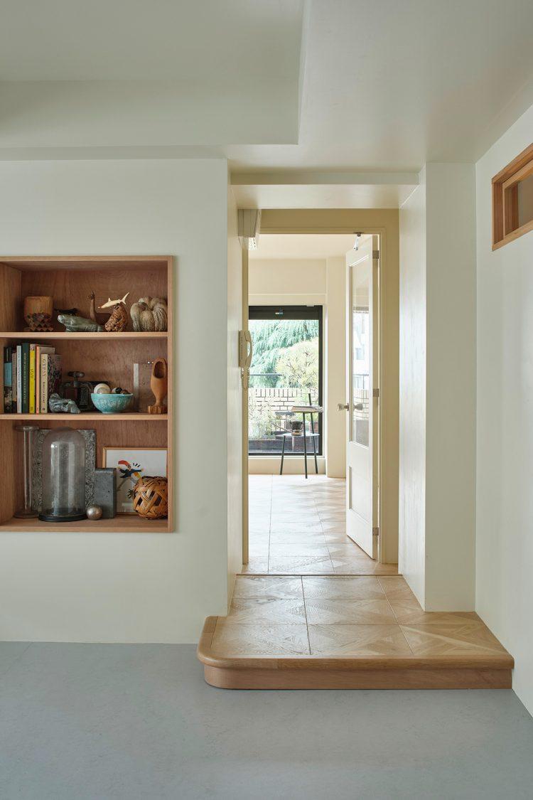 寝室エリアからメインルームへの抜け