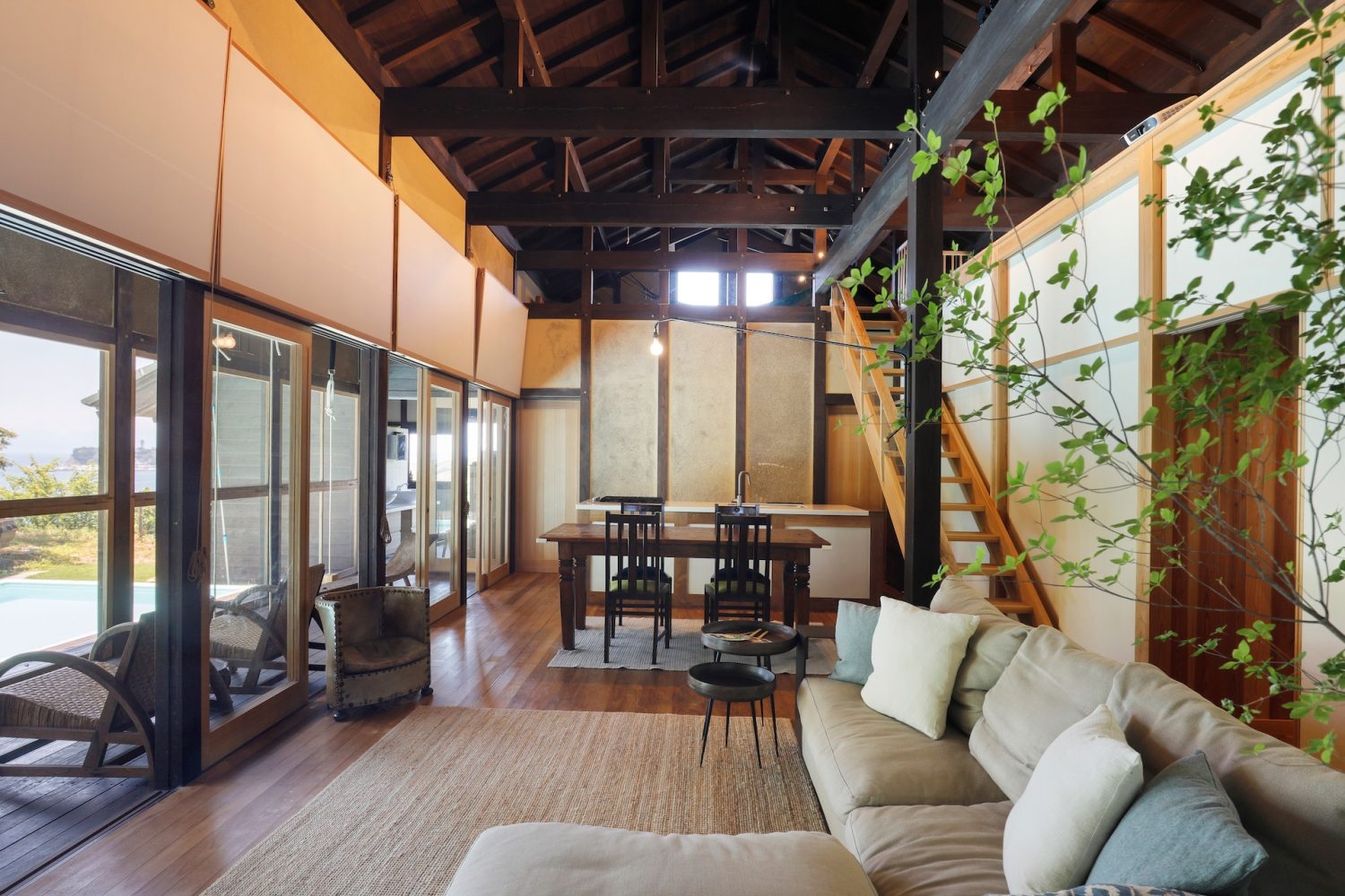 リビングからキッチン側