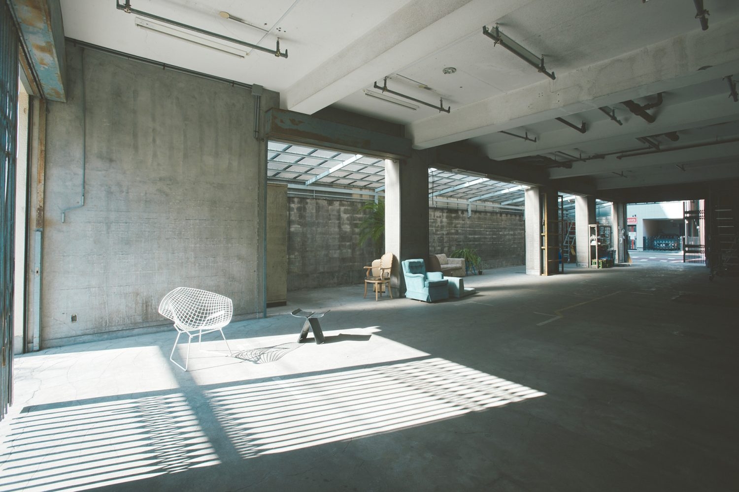 200㎡のコンクリート倉庫