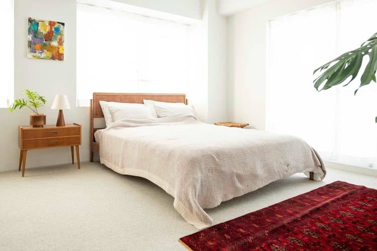Bed room