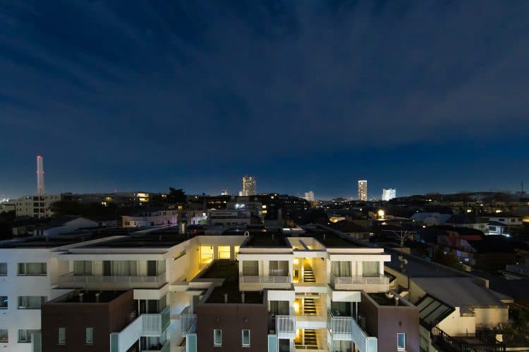 南側のバルコニーからの夜景