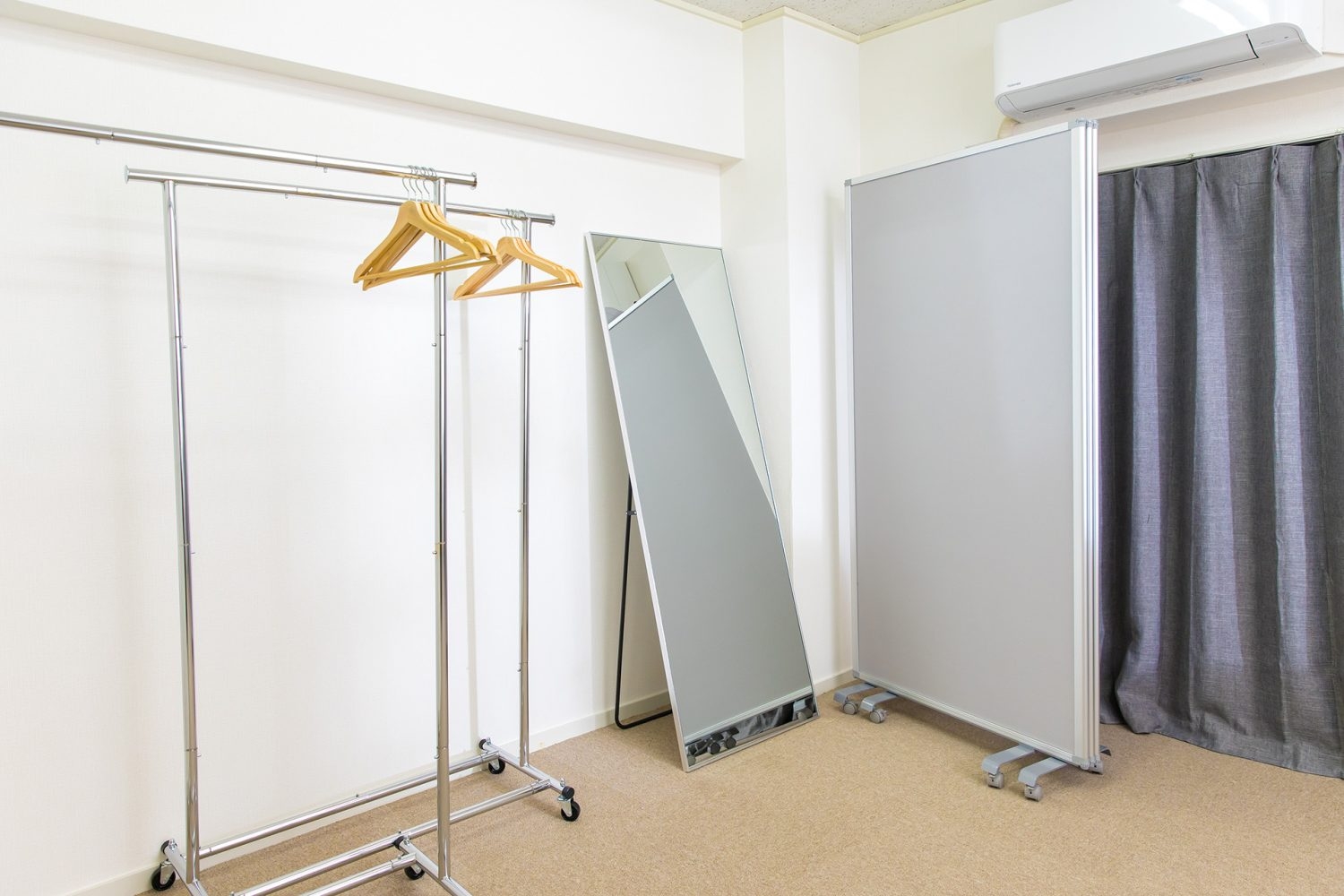 姿見 / ハンガーラック / パーテーション