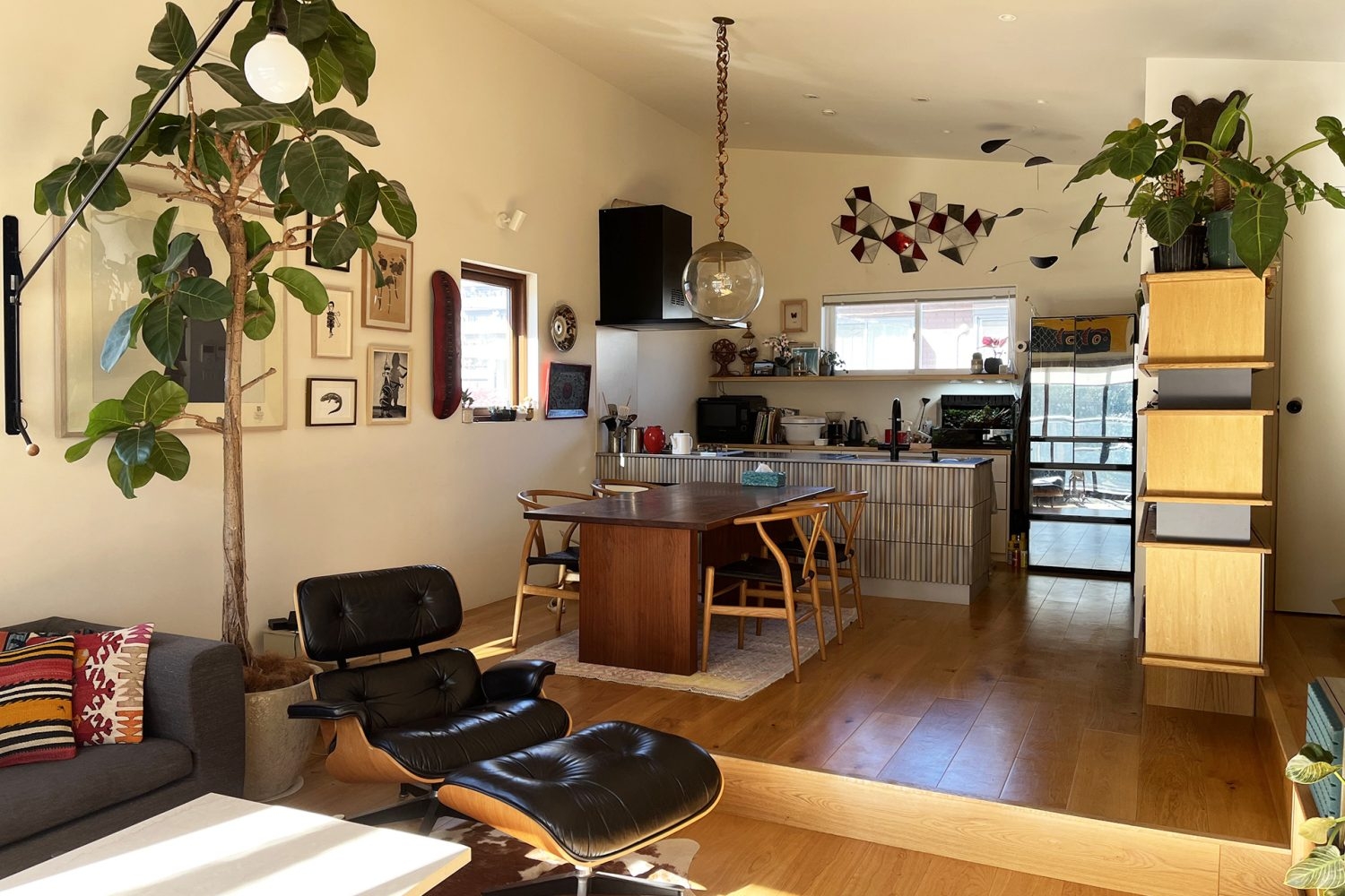 2F キッチンとダイニング