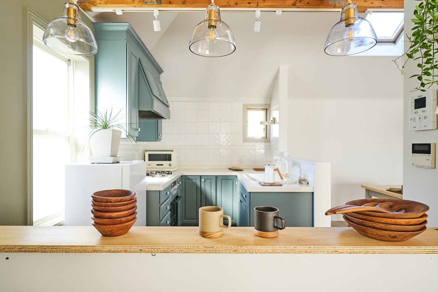 1st 2F / コの字型キッチン カウンターは移動可能