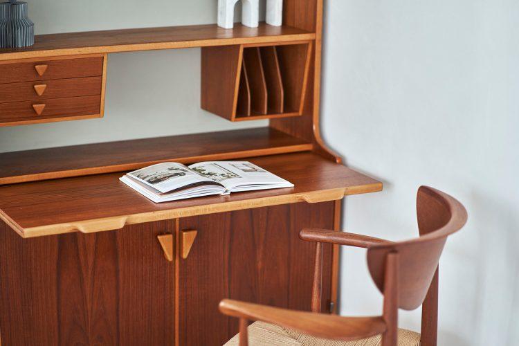 チェストはデスクとしても