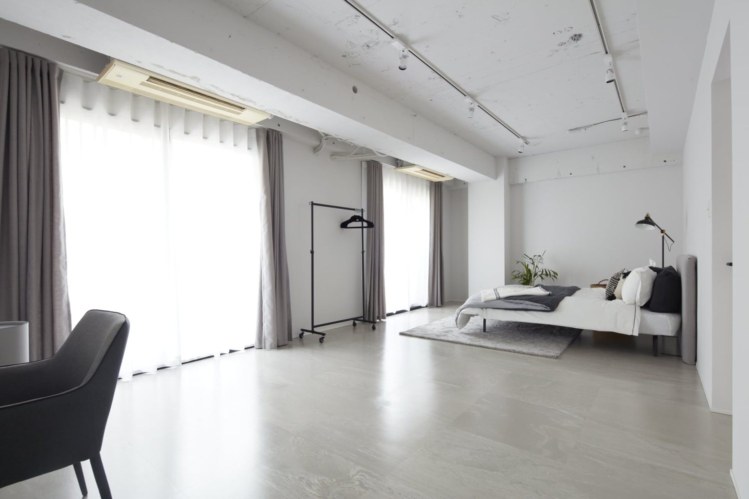 ハンガーラックも