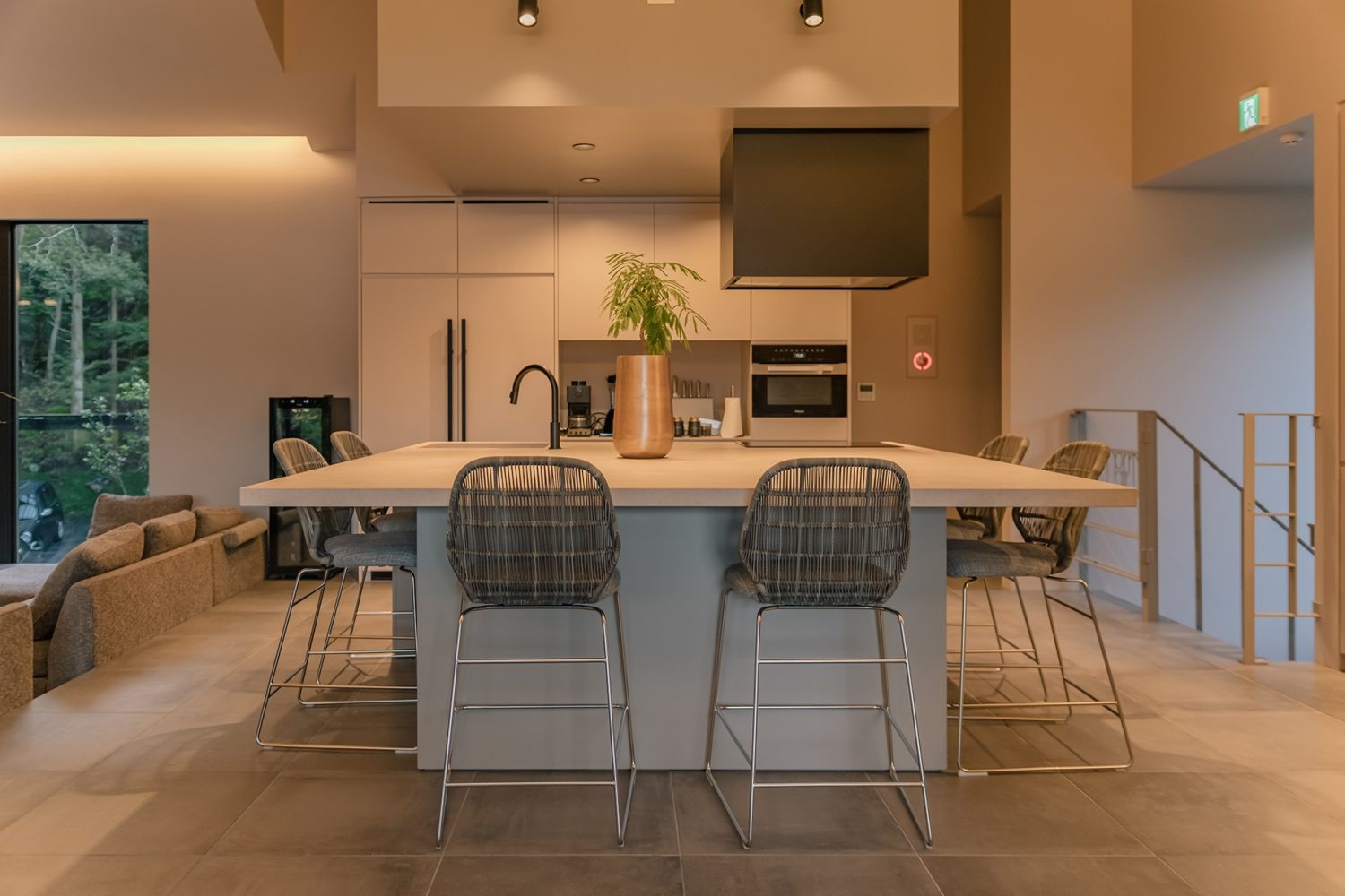 調理も可能なアイランドキッチン