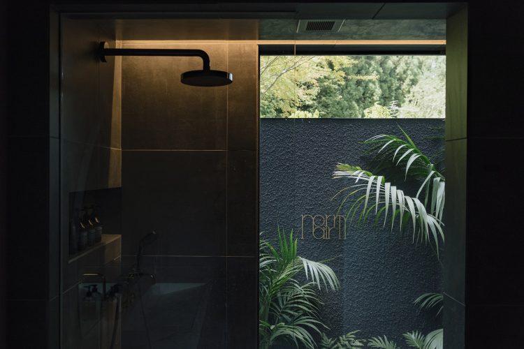 シックなシャワールーム