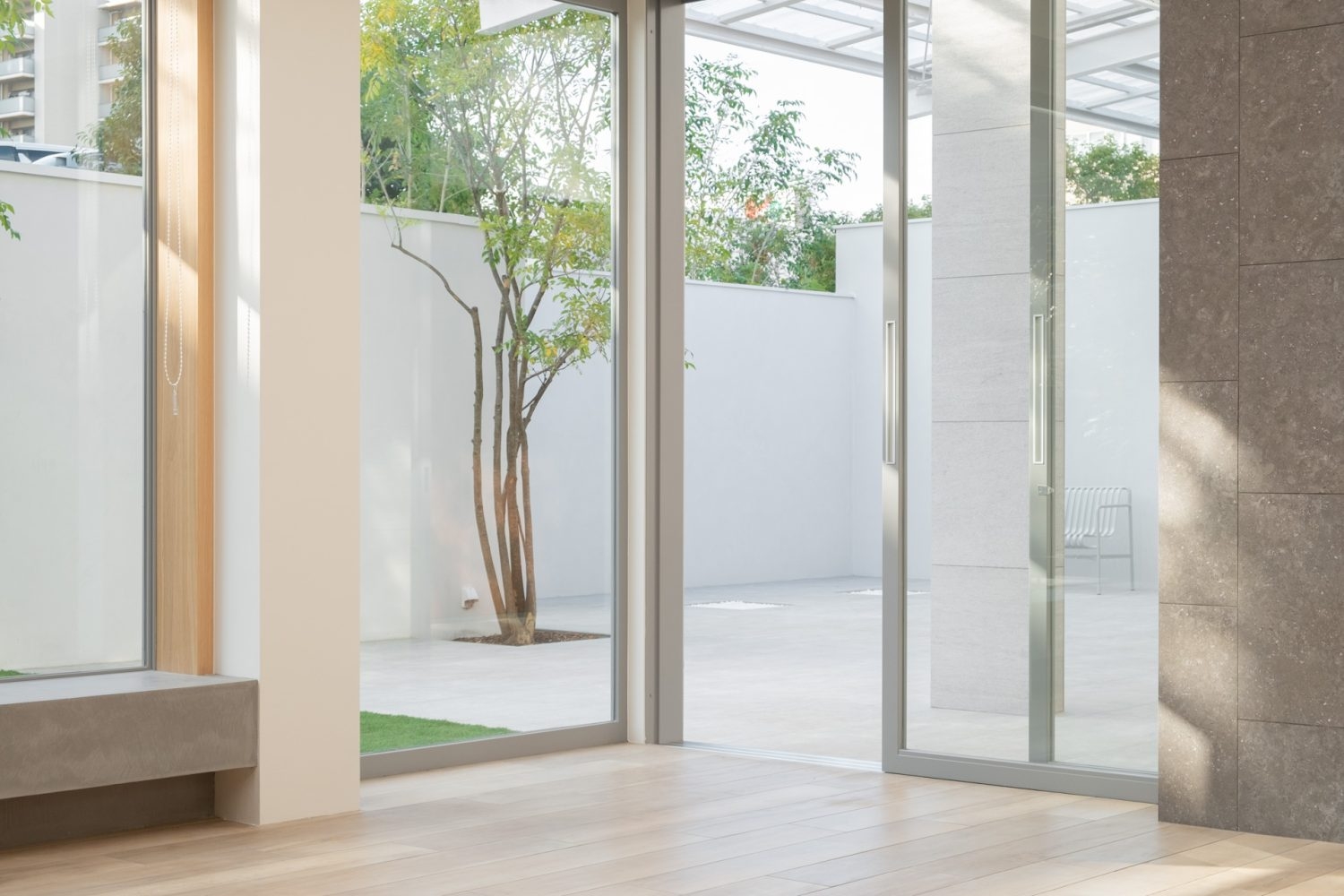 リビングから繋がるテラス