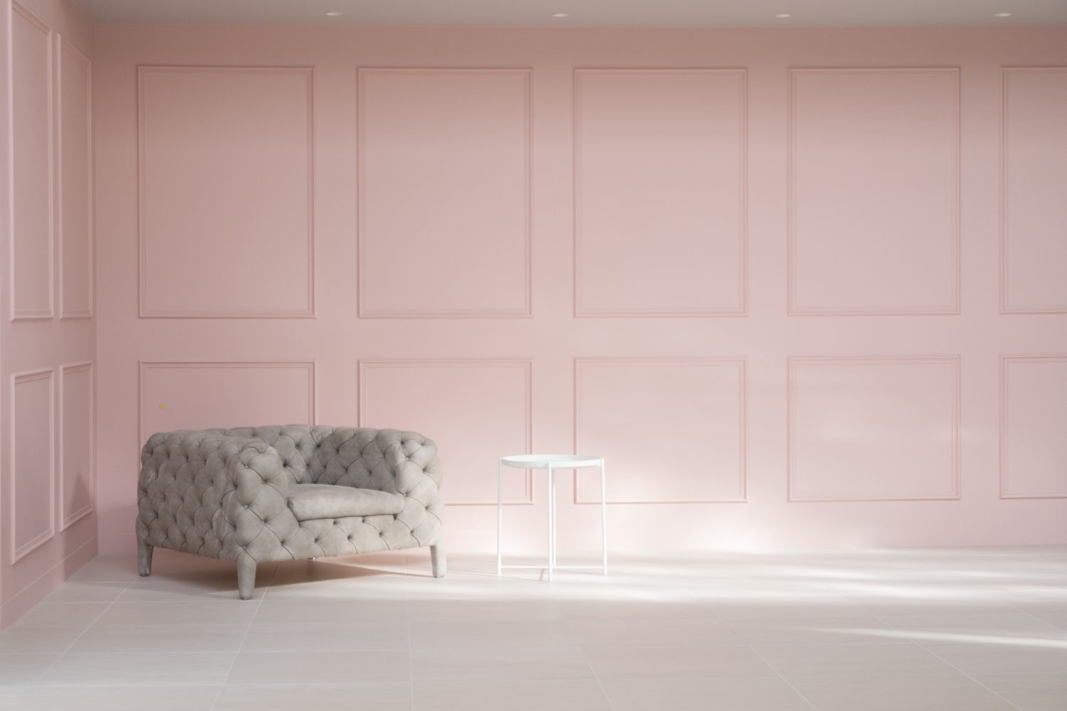 淡いピンクのモールディング壁の背景