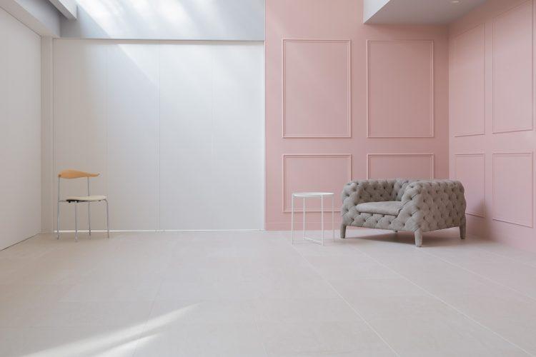 天窓から差し込む光