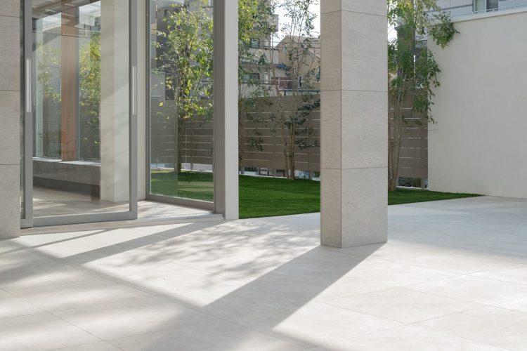 隔たりのないガーデンテラス