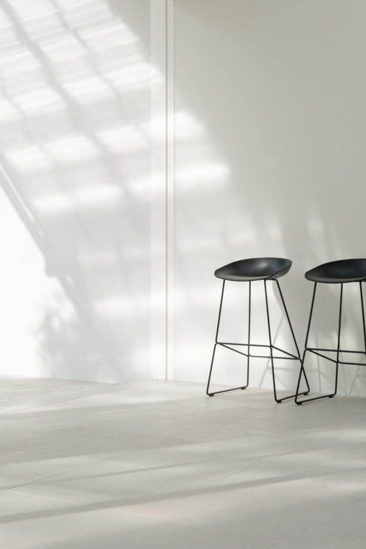 天窓から差し込む自然光