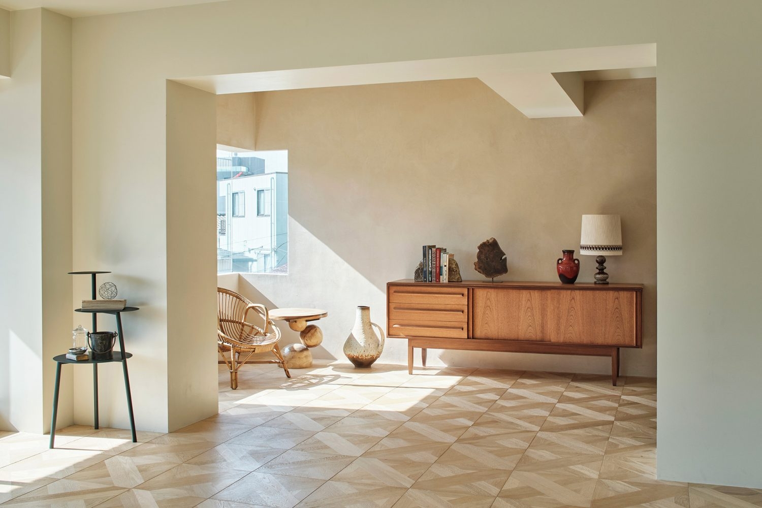 マテリアルにこだわった床や壁