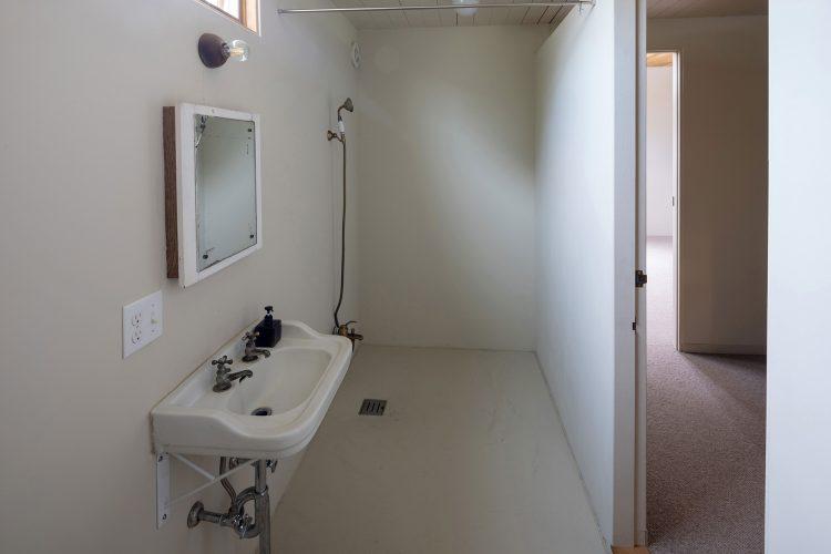 バスルーム(シャワー)