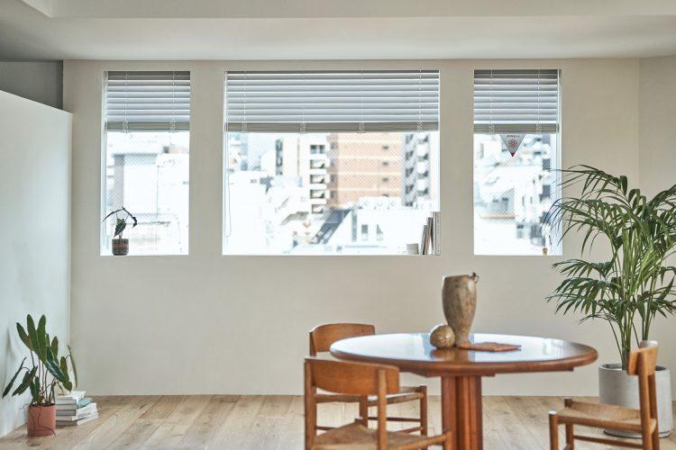 ブラインドで光量調整