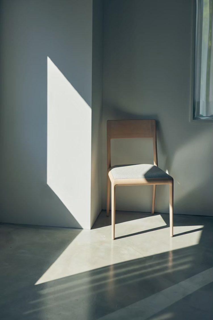 上質な直射光と影も