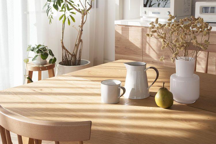 ダイニングテーブル