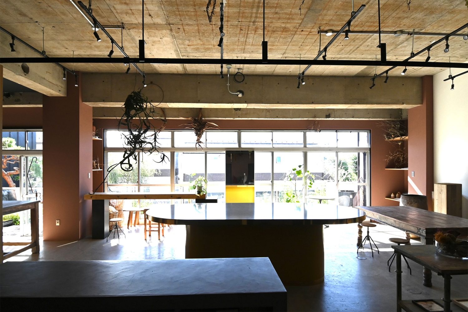 室内(廊下から)