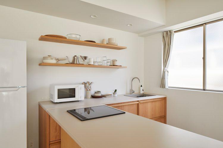 可動式カウンターでL字キッチンにも