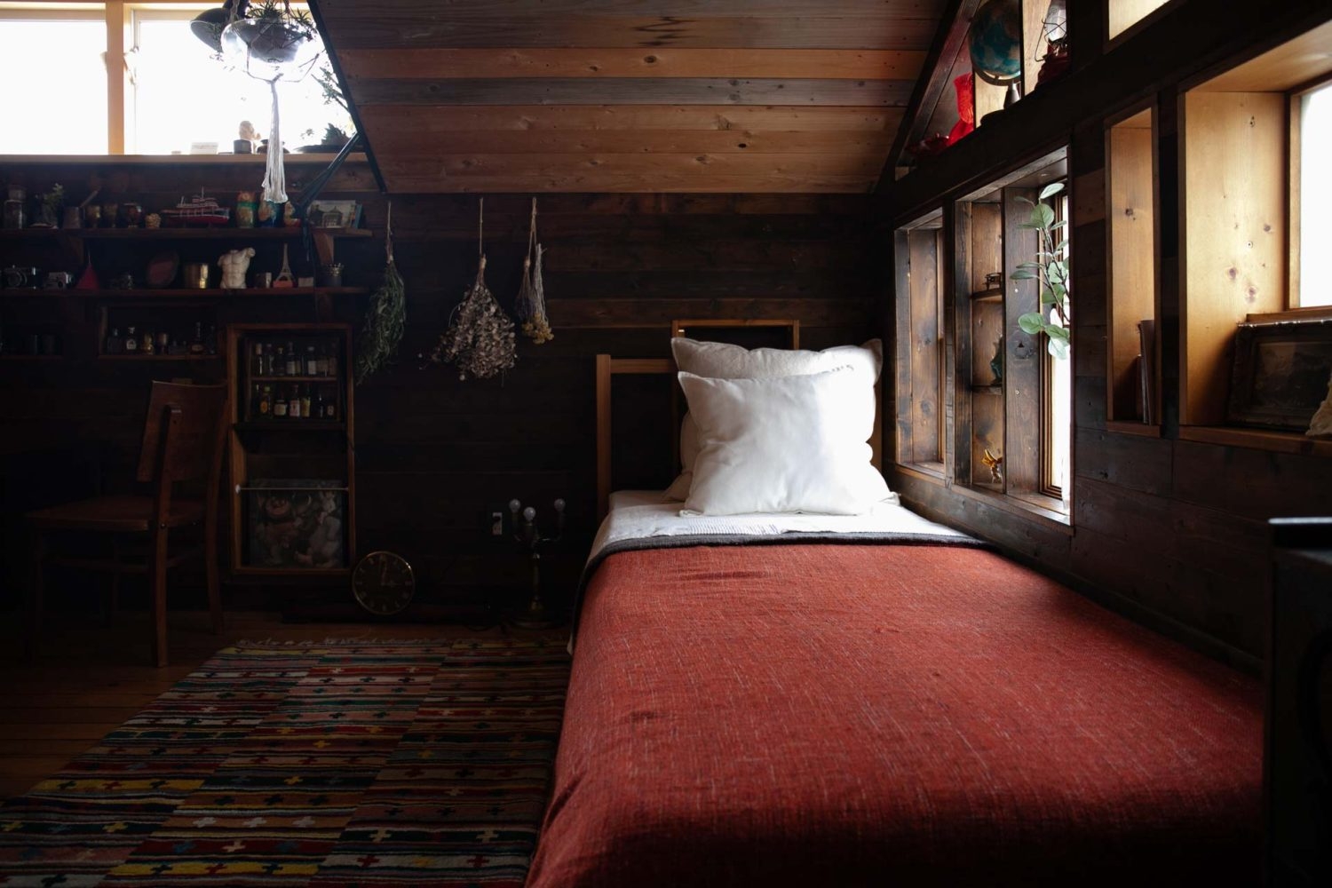 ベッドは移動可能