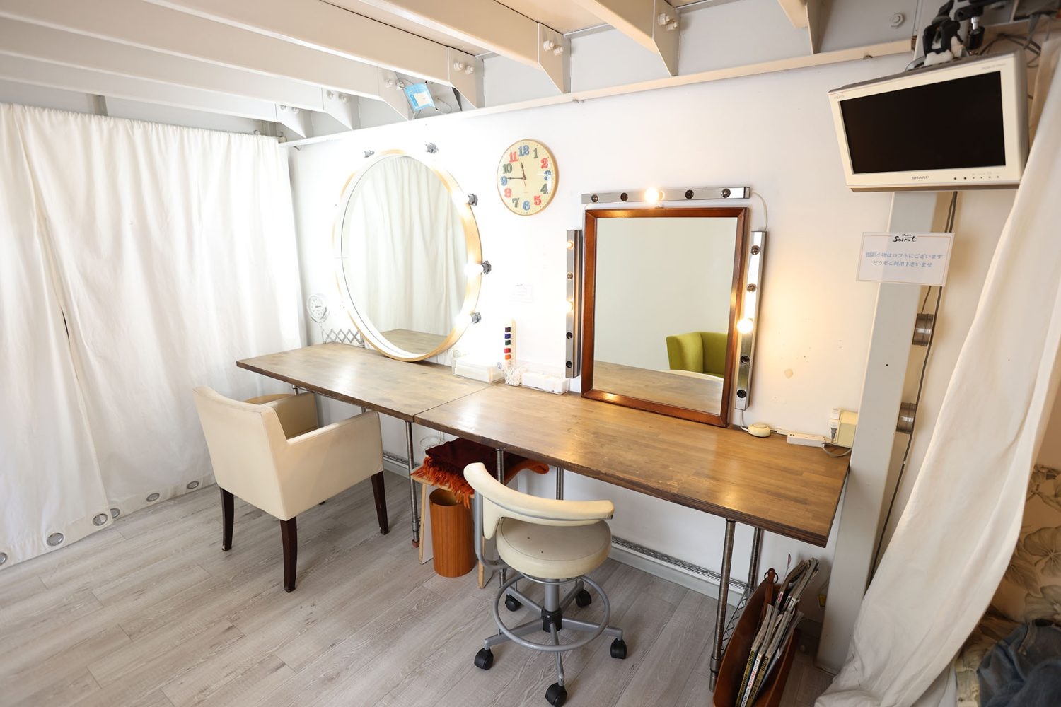 2人同時にメイク可