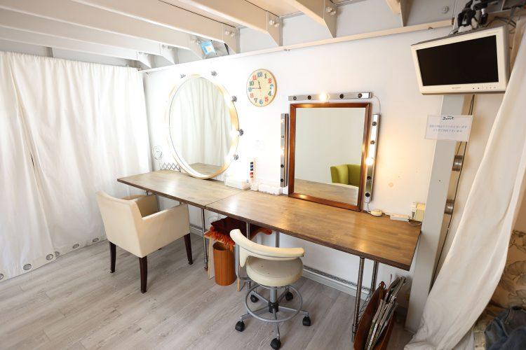 2人同時にメイク可