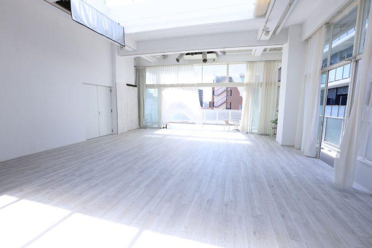 天高4mの開放的な空間