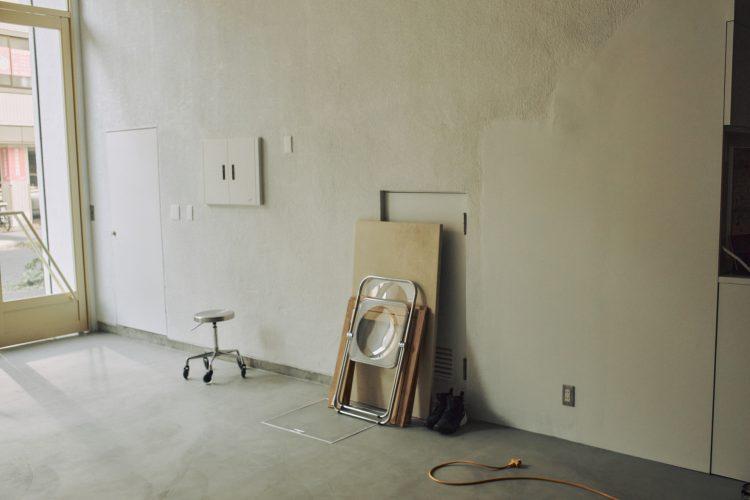 やわらかい色合いの壁