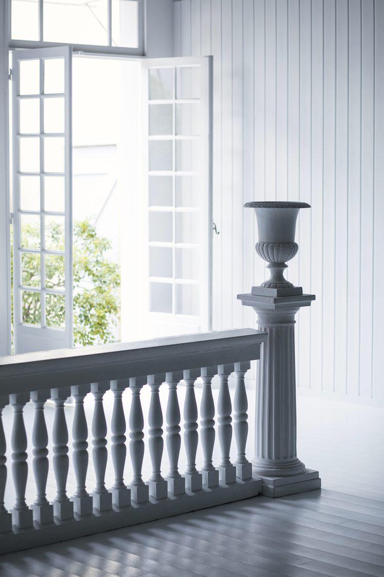 プロップの手すり