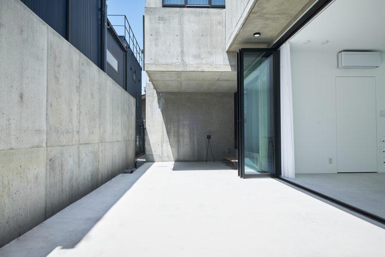 開放的なテラス